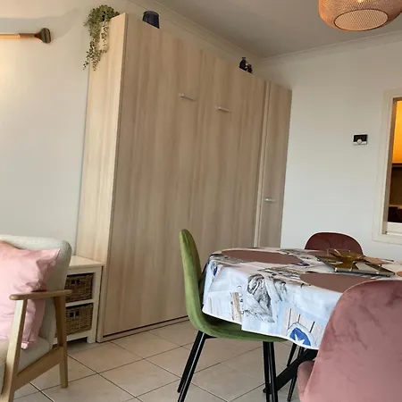 Apartman Zeezicht Delphine *