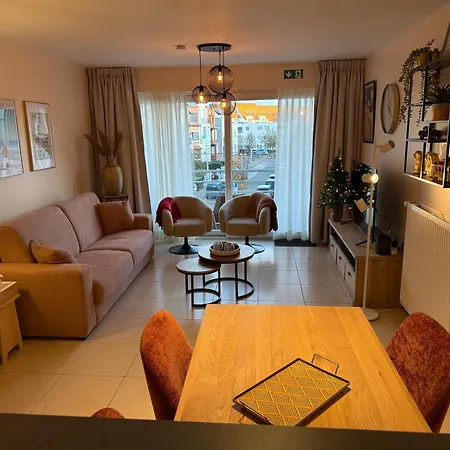 Zeezicht Delphine Appartement